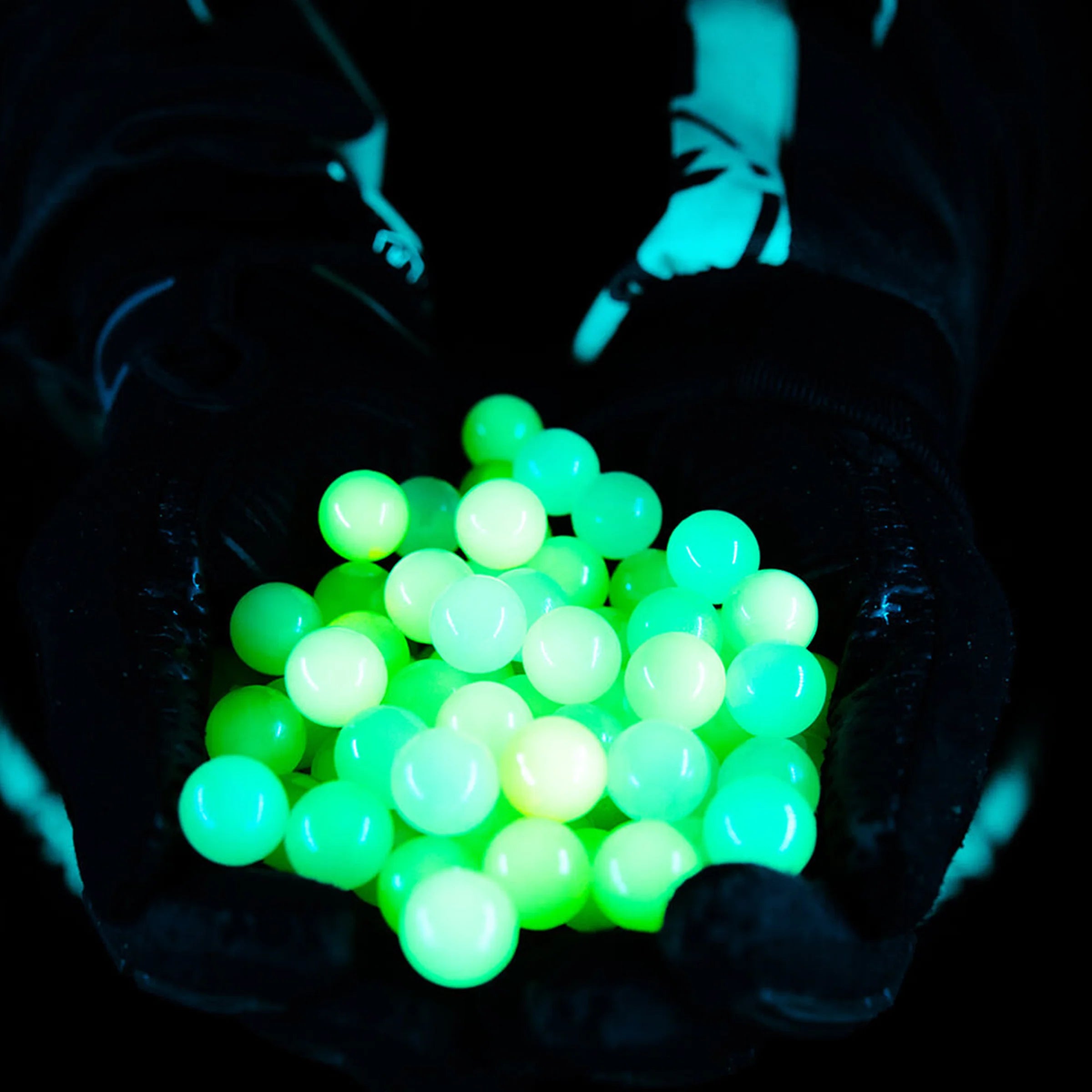 HK Army Glow-In-The-Dark Paintballs (200 Rounds) - ssairsoft.com
