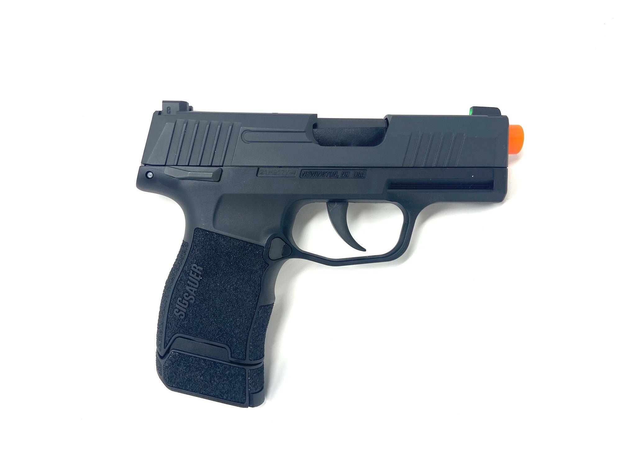 SIG SAUER P365 Airsoft CO2 blowback pistol 6MM